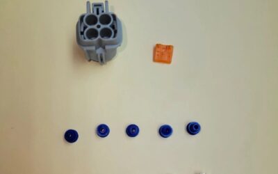 4 pin light gray female Nissan connector