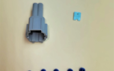 4 pin male light gray Nissan connector