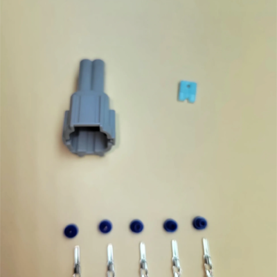 4 pin male light gray Nissan connector