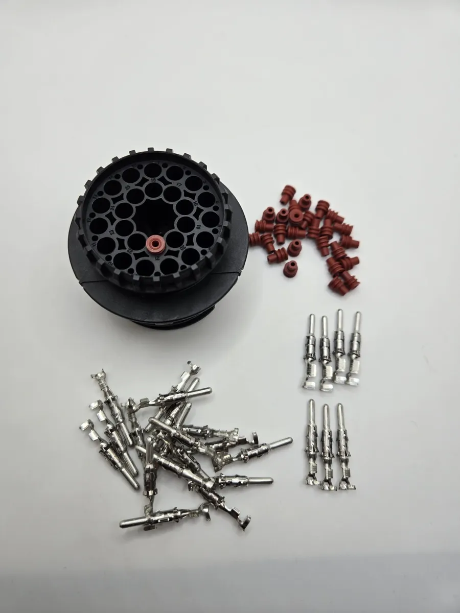 BMW E36 X20 Connector - Body Side - Image 2